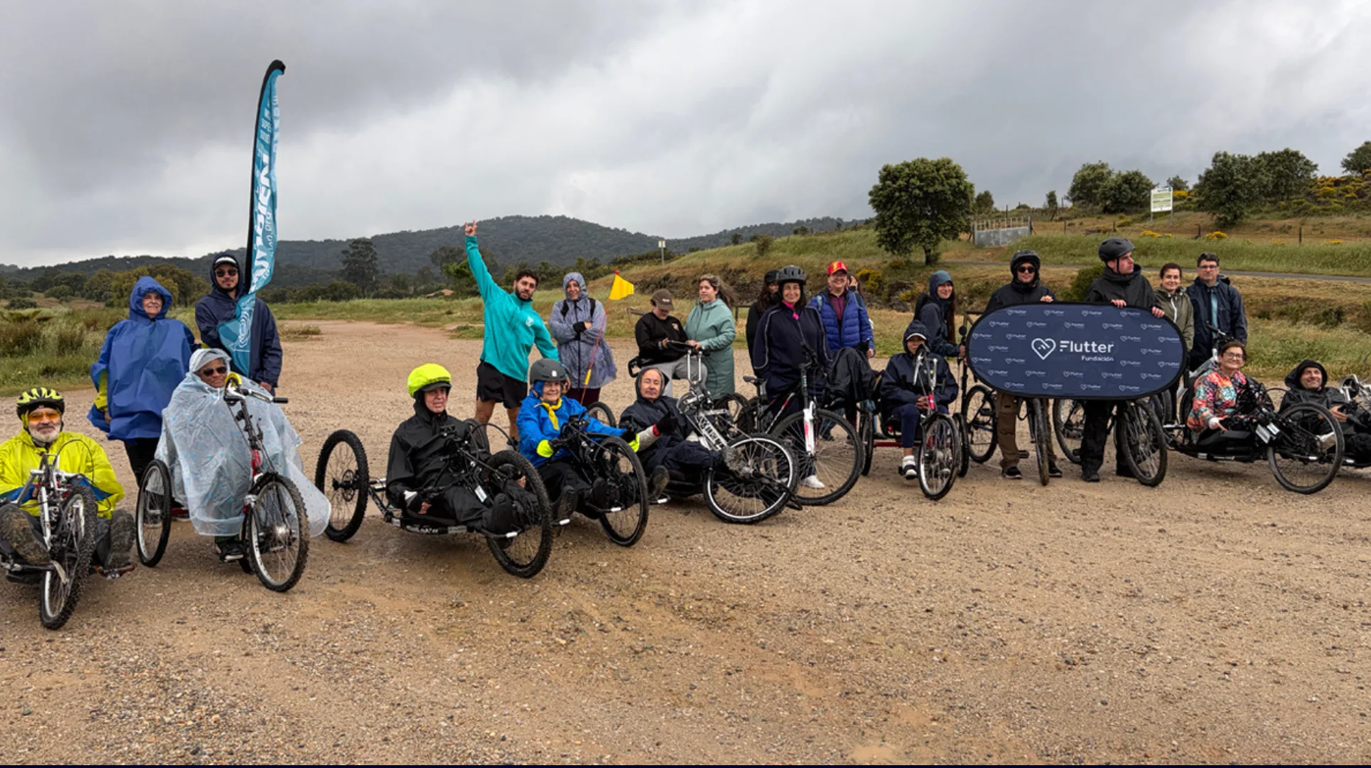 Fundación Flutter celebra la primera de sus tres rutas ciclistas inclusivas junto a Fundación También